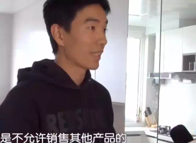 买品牌橱柜变“杂牌”,顾客拿出证据,商家反称客户自己不看商标