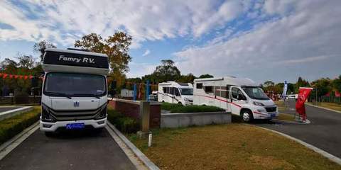 学会这4招,买房车想选错厂家都难!选择靠谱房车厂的几点核心技巧